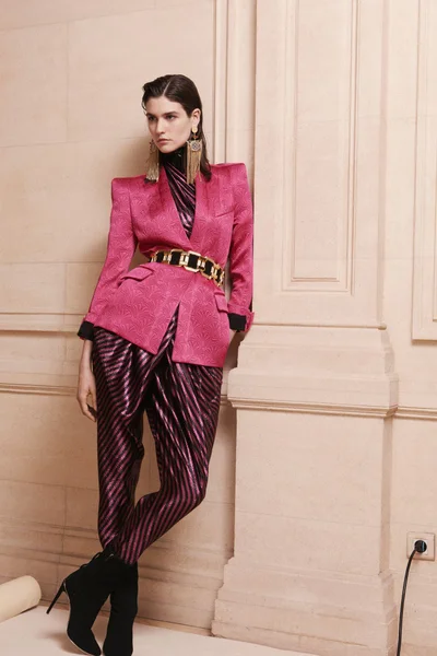 Look 17